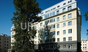 Дом на Арсенальной набережной